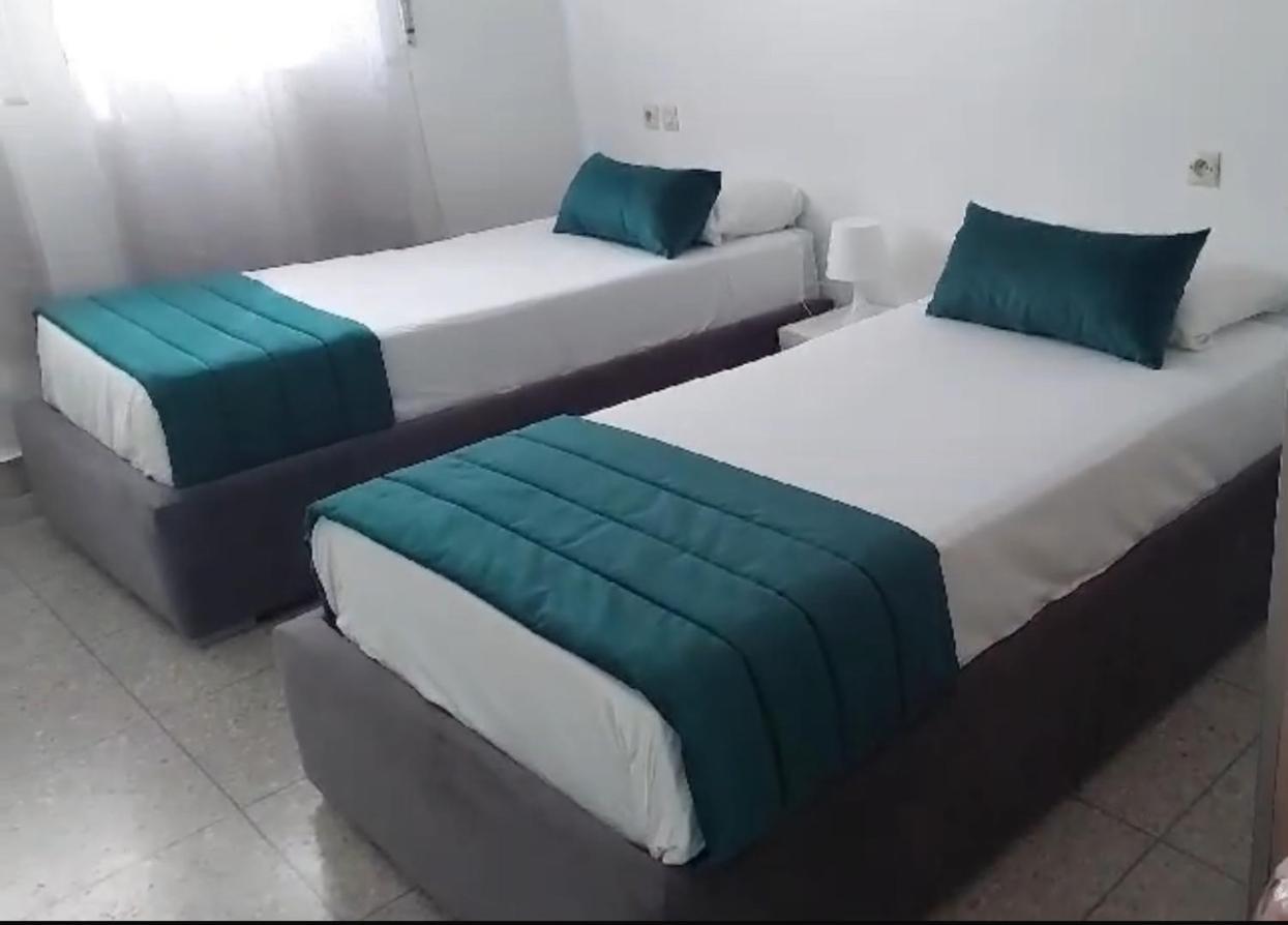 Karaz Homestay Grand Appartement Avec Rooftop Monte Arrouit ภายนอก รูปภาพ